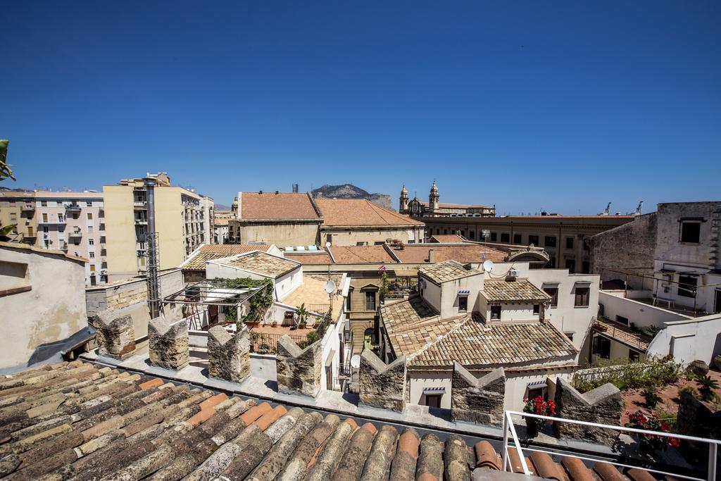 Palazzo Vatticani Bed & Breakfast Palermo Exterior photo