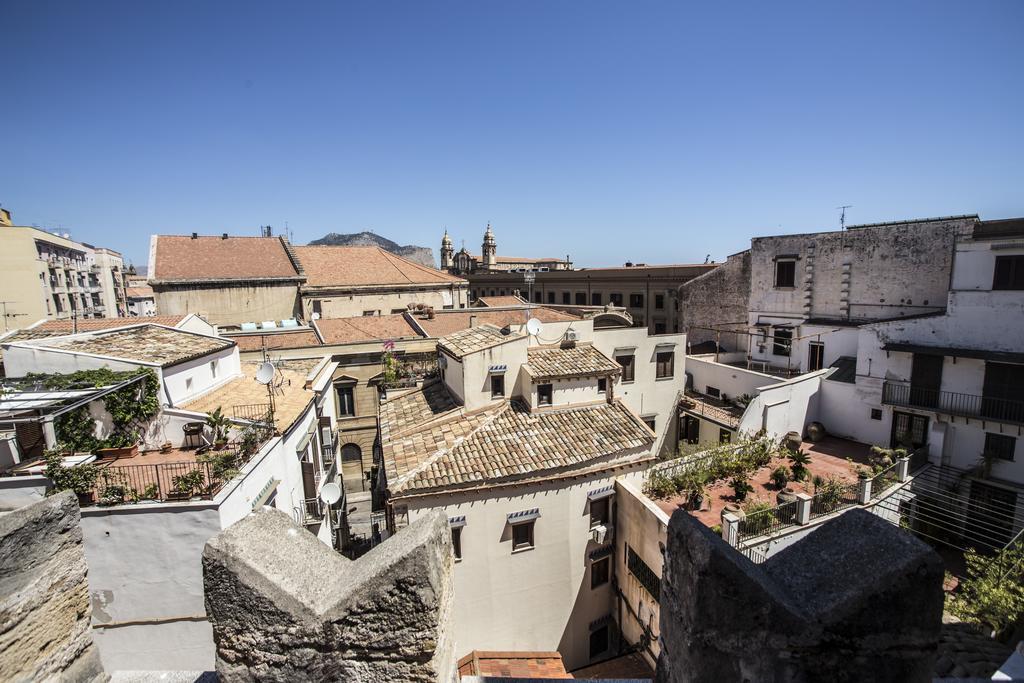 Palazzo Vatticani Bed & Breakfast Palermo Exterior photo